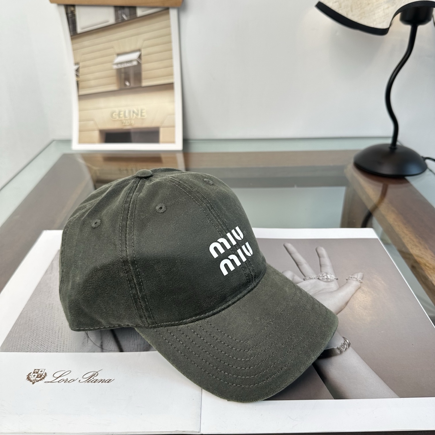 谬谬miumiu 原单 新款棒球帽，正品开模订制，原版做工细致质量超赞！