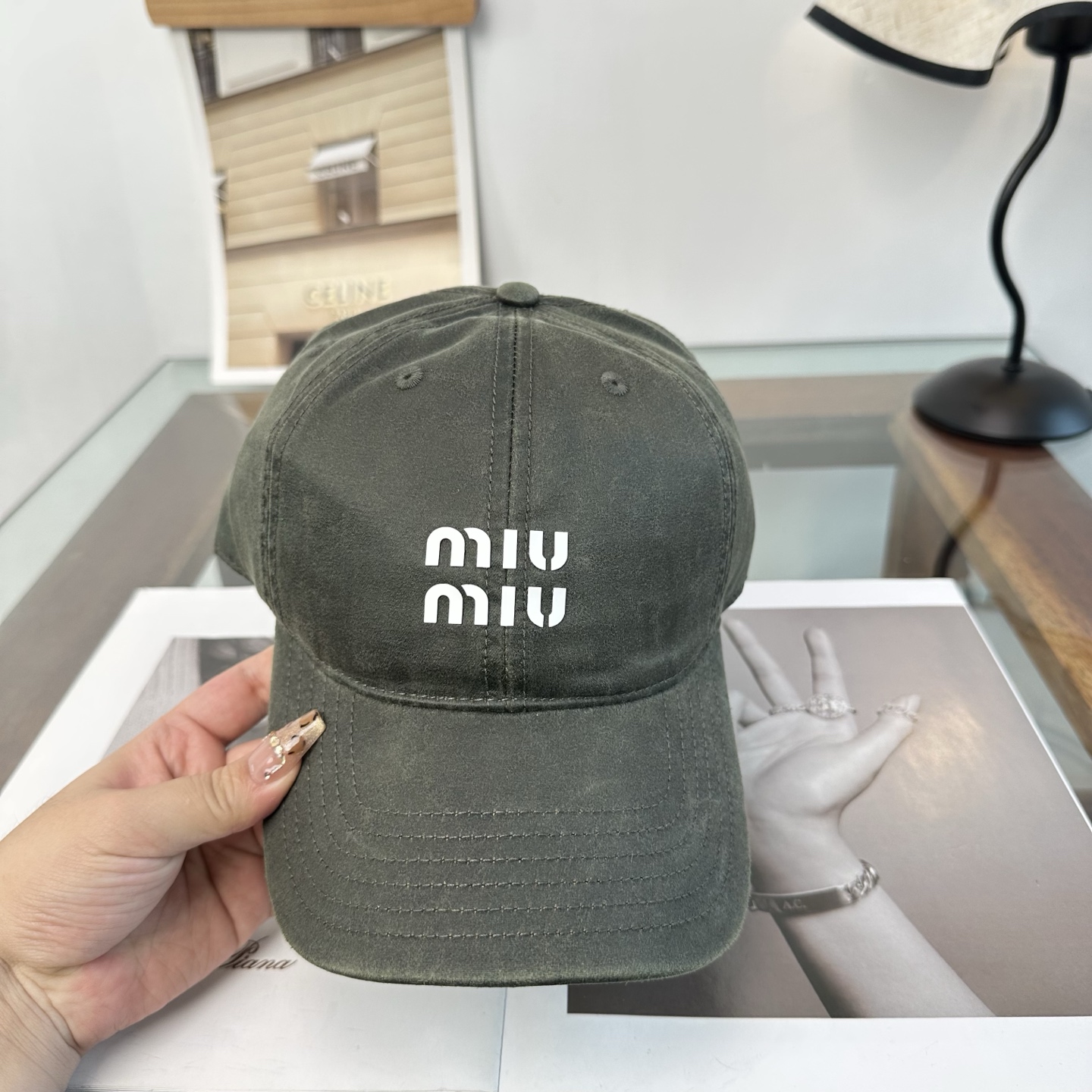 谬谬miumiu 原单 新款棒球帽，正品开模订制，原版做工细致质量超赞！