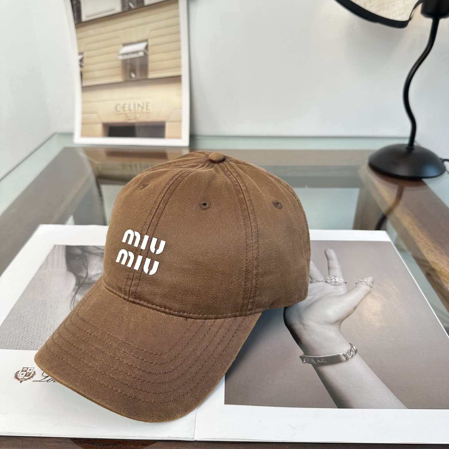 谬谬miumiu 原单 新款棒球帽，正品开模订制，原版做工细致质量超赞！