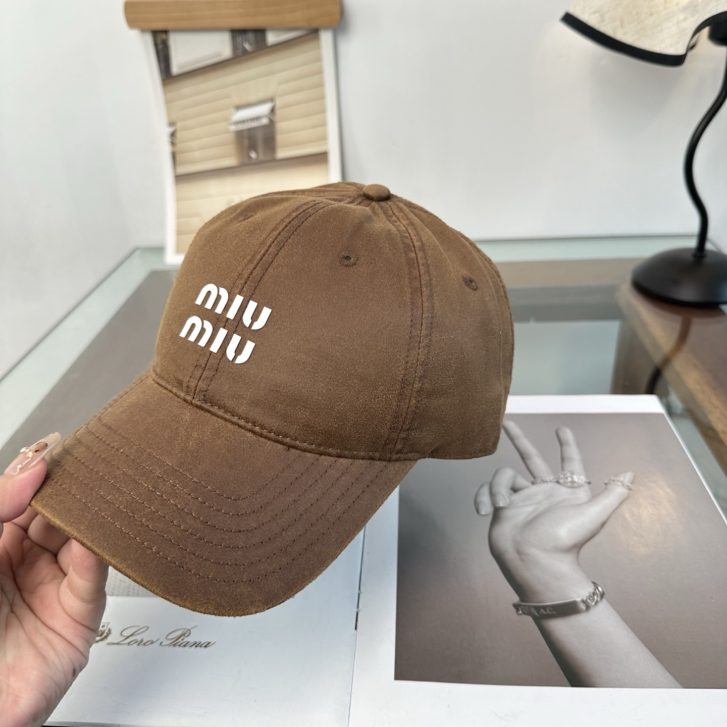 谬谬miumiu 原单 新款棒球帽，正品开模订制，原版做工细致质量超赞！