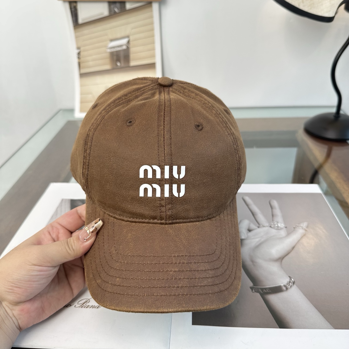 谬谬miumiu 原单 新款棒球帽，正品开模订制，原版做工细致质量超赞！