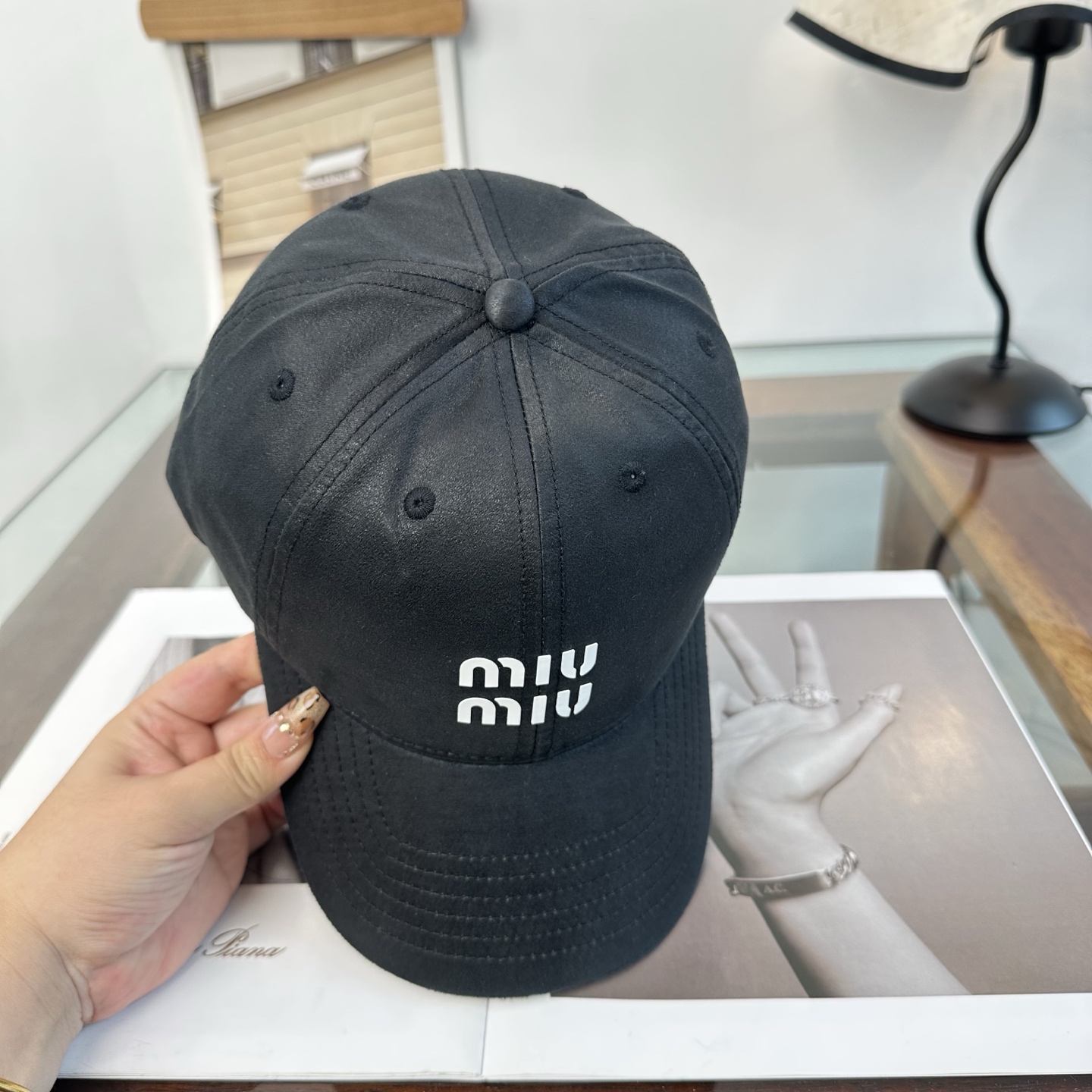 谬谬miumiu 原单 新款棒球帽，正品开模订制，原版做工细致质量超赞！