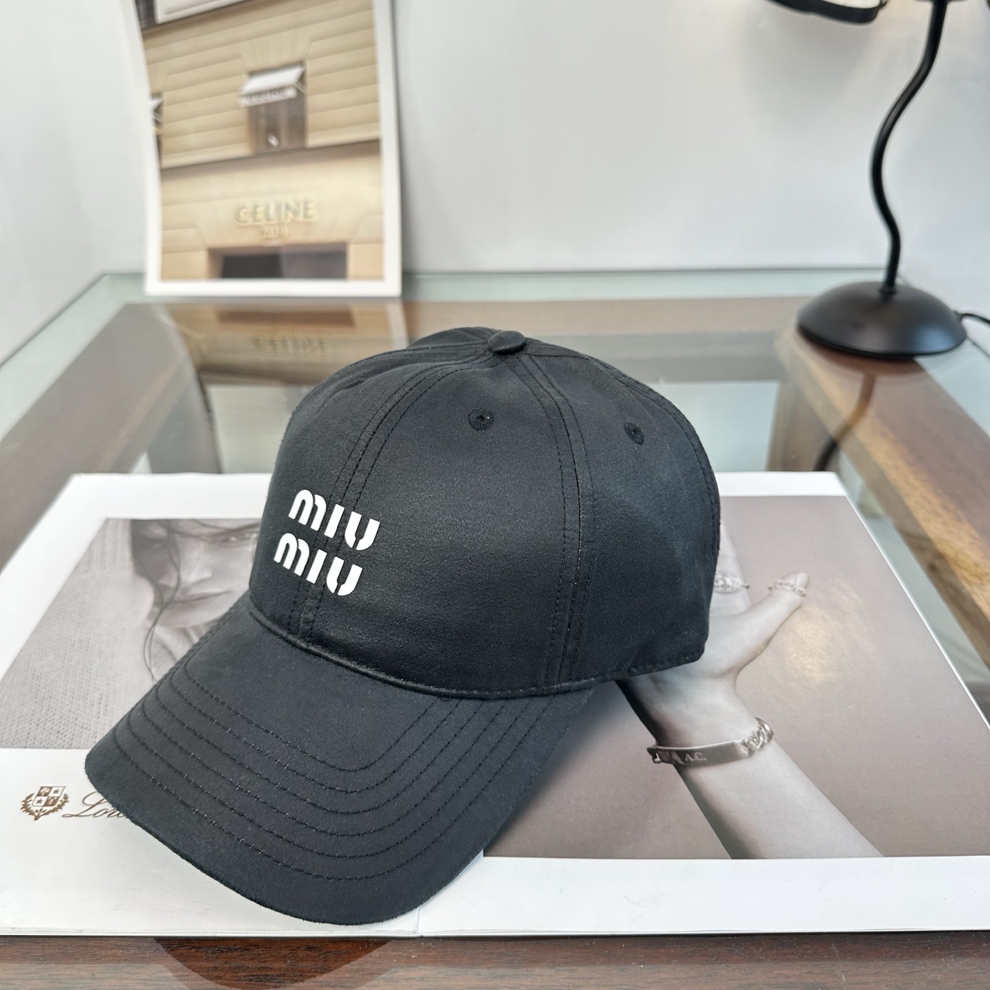 谬谬miumiu 原单 新款棒球帽，正品开模订制，原版做工细致质量超赞！