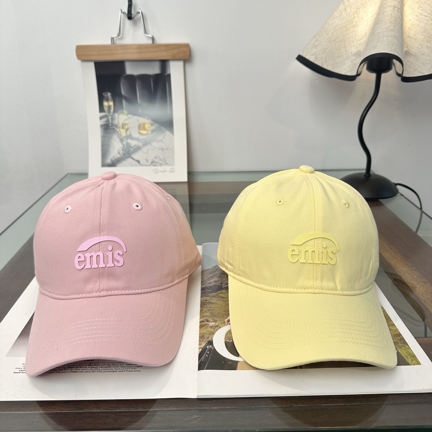 emis 棒球帽 纯色系给足街头风，时尚达人挚爱的色调 精选效果超完美！ 细节做工无可挑剔！男女同款！