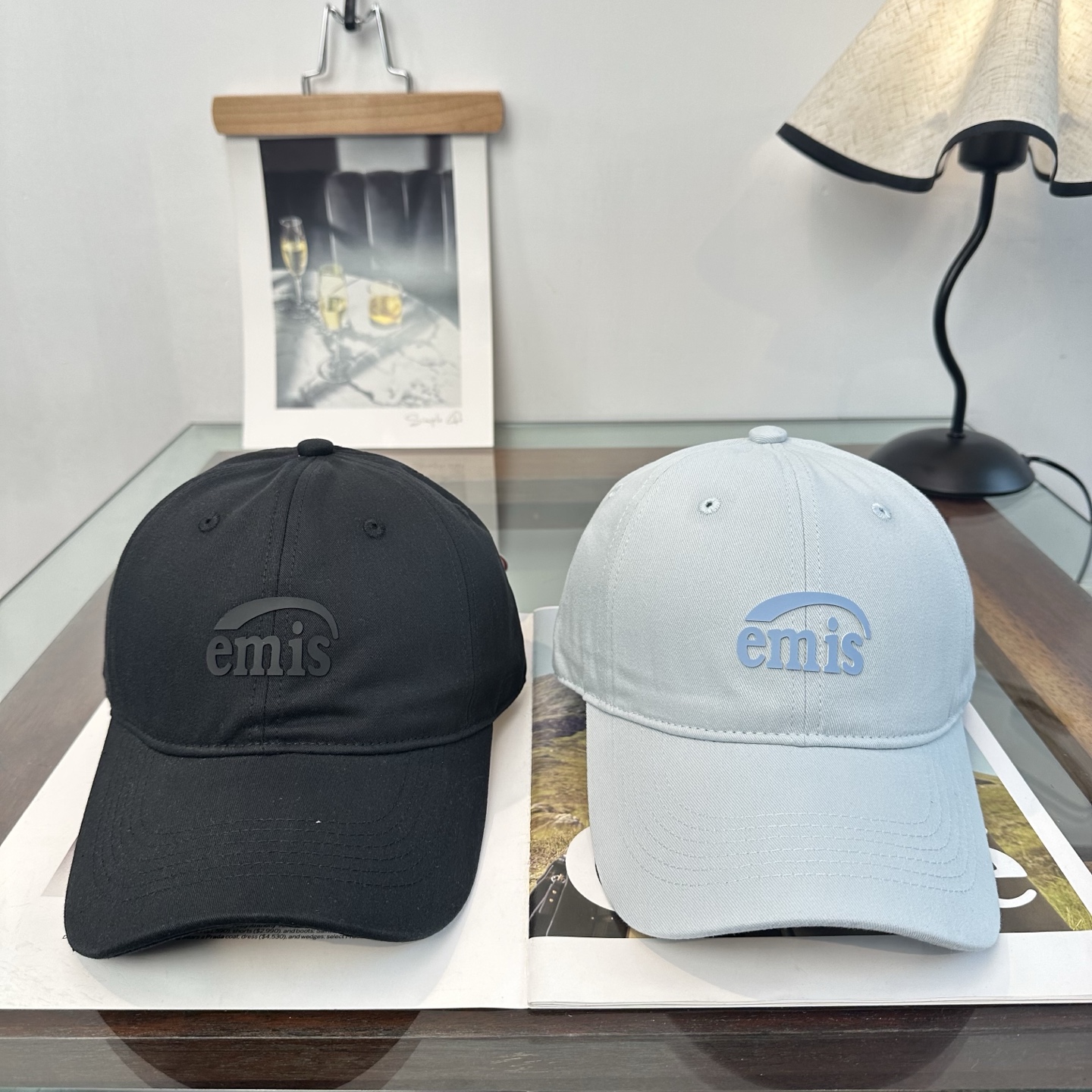 emis 棒球帽 纯色系给足街头风，时尚达人挚爱的色调 精选效果超完美！ 细节做工无可挑剔！男女同款！