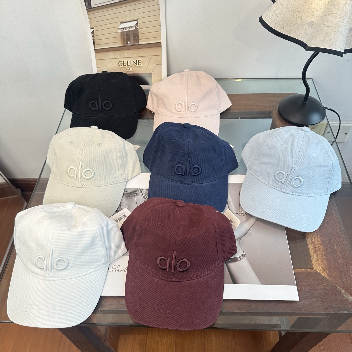 Alo 。爆款 新款棒球帽定制面料，简约时尚更透气，超火爆现货秒发