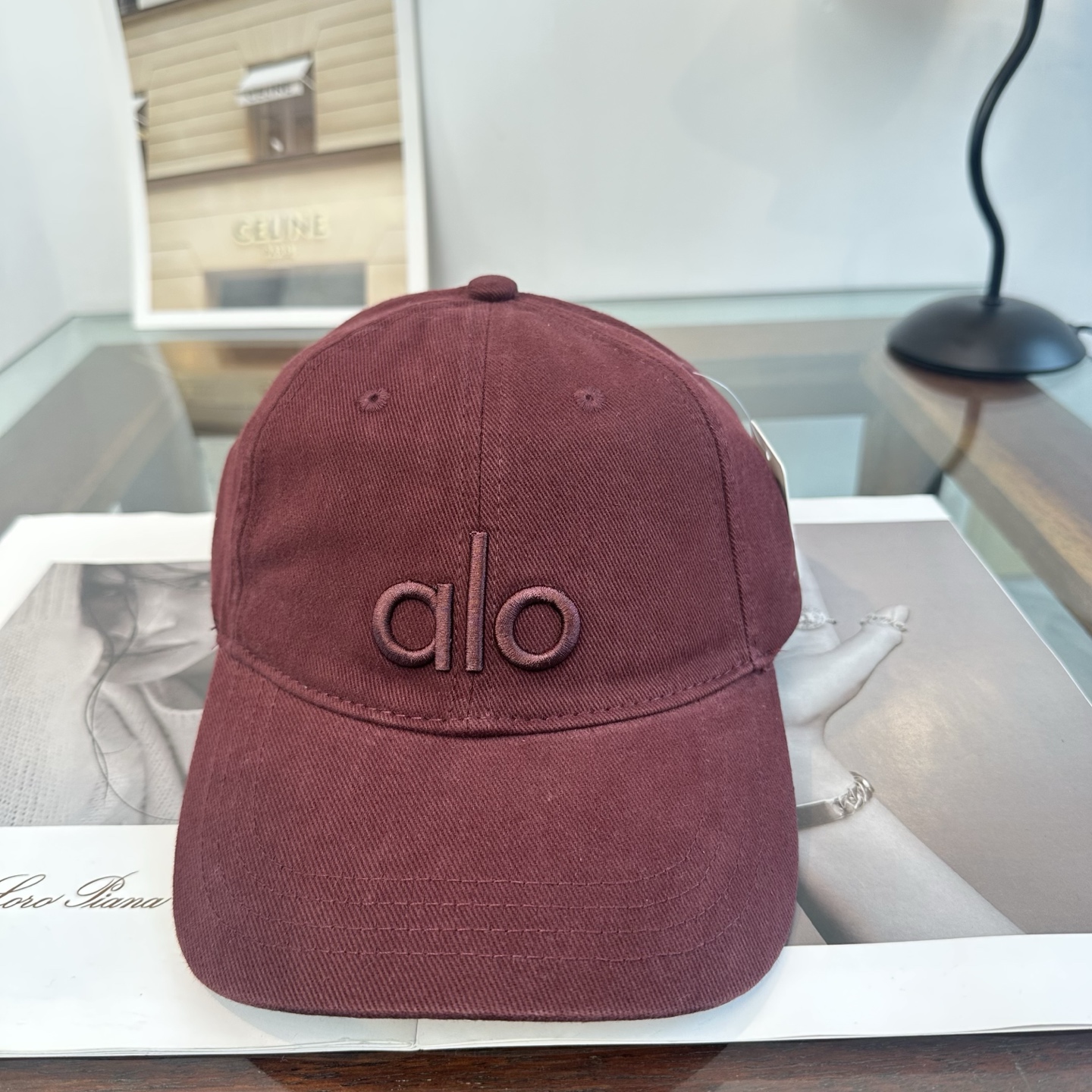 Alo 。爆款 新款棒球帽定制面料，简约时尚更透气，超火爆现货秒发