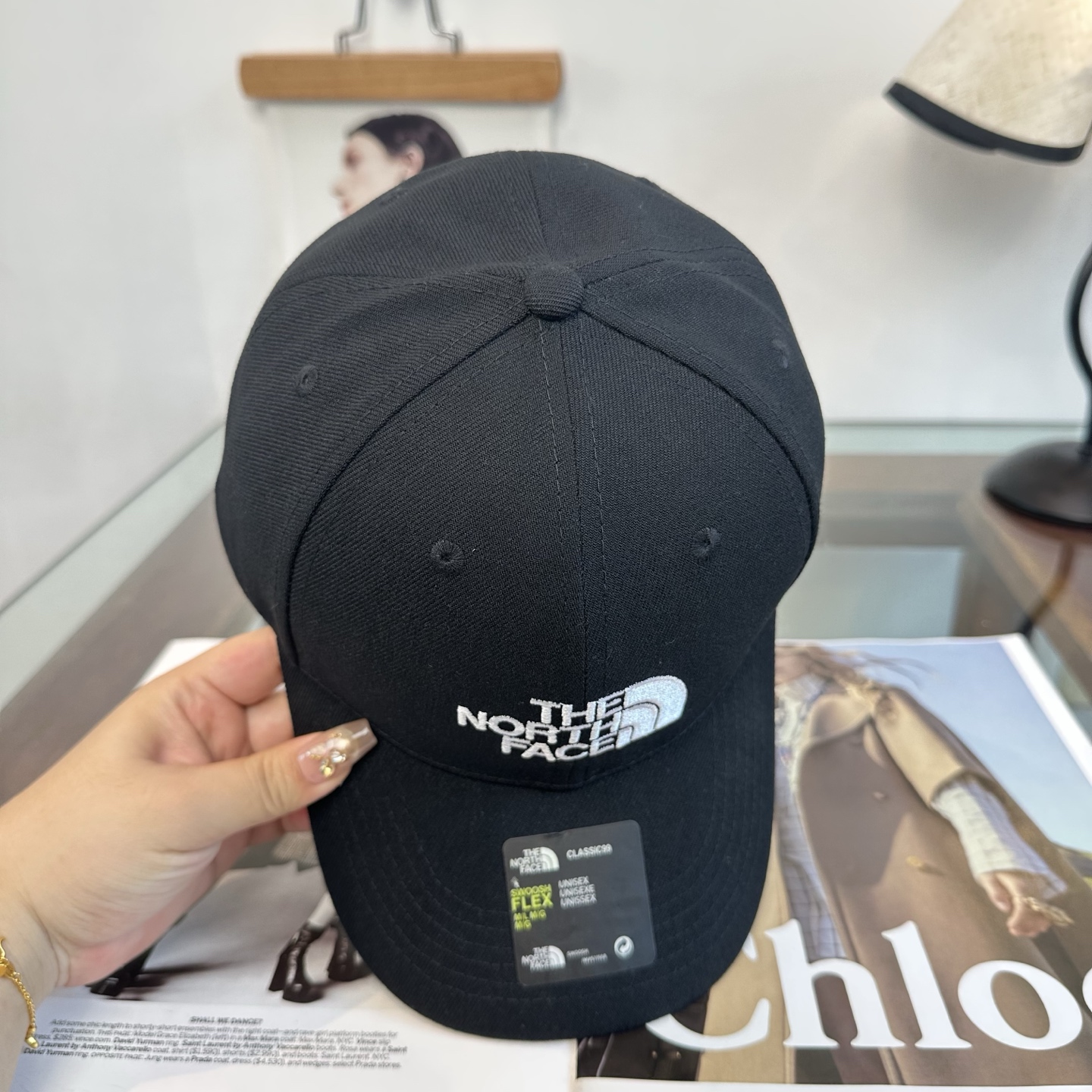 北面 潮牌棒球帽 简单休闲风的棒球帽 减龄百搭 适配度很高！简单随性~出街拍照拗造型非常加分~男女同款 