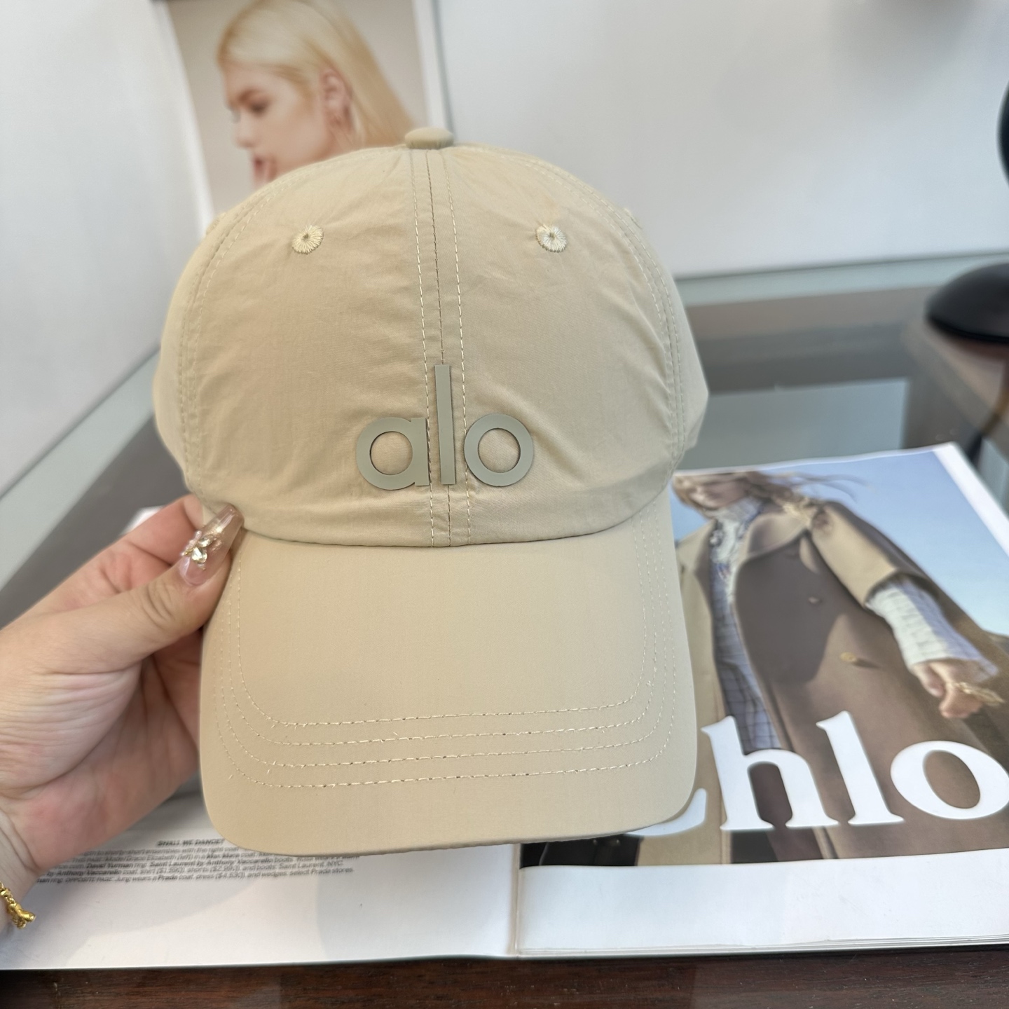 Alo 🔥爆款 新款棒球帽 定制面料，简约时尚更透气，超火爆 现货秒发