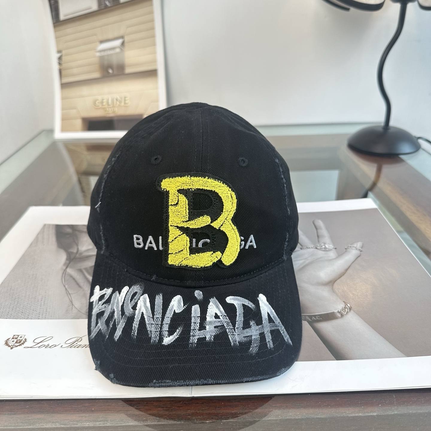 新品Balenciaga 巴黎世家字母新款棒球帽现货秒发🧢简约时尚超级无敌好看的帽子！情侣款！