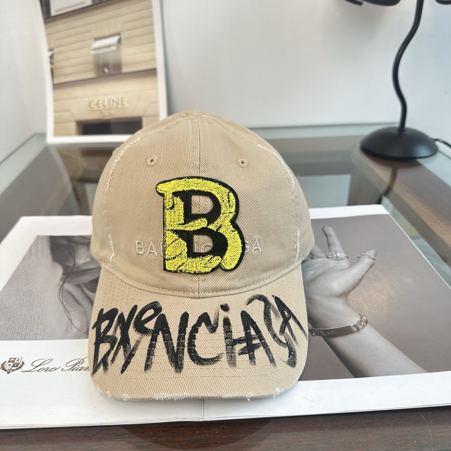 新品Balenciaga 巴黎世家字母新款棒球帽现货秒发🧢简约时尚超级无敌好看的帽子！情侣款！