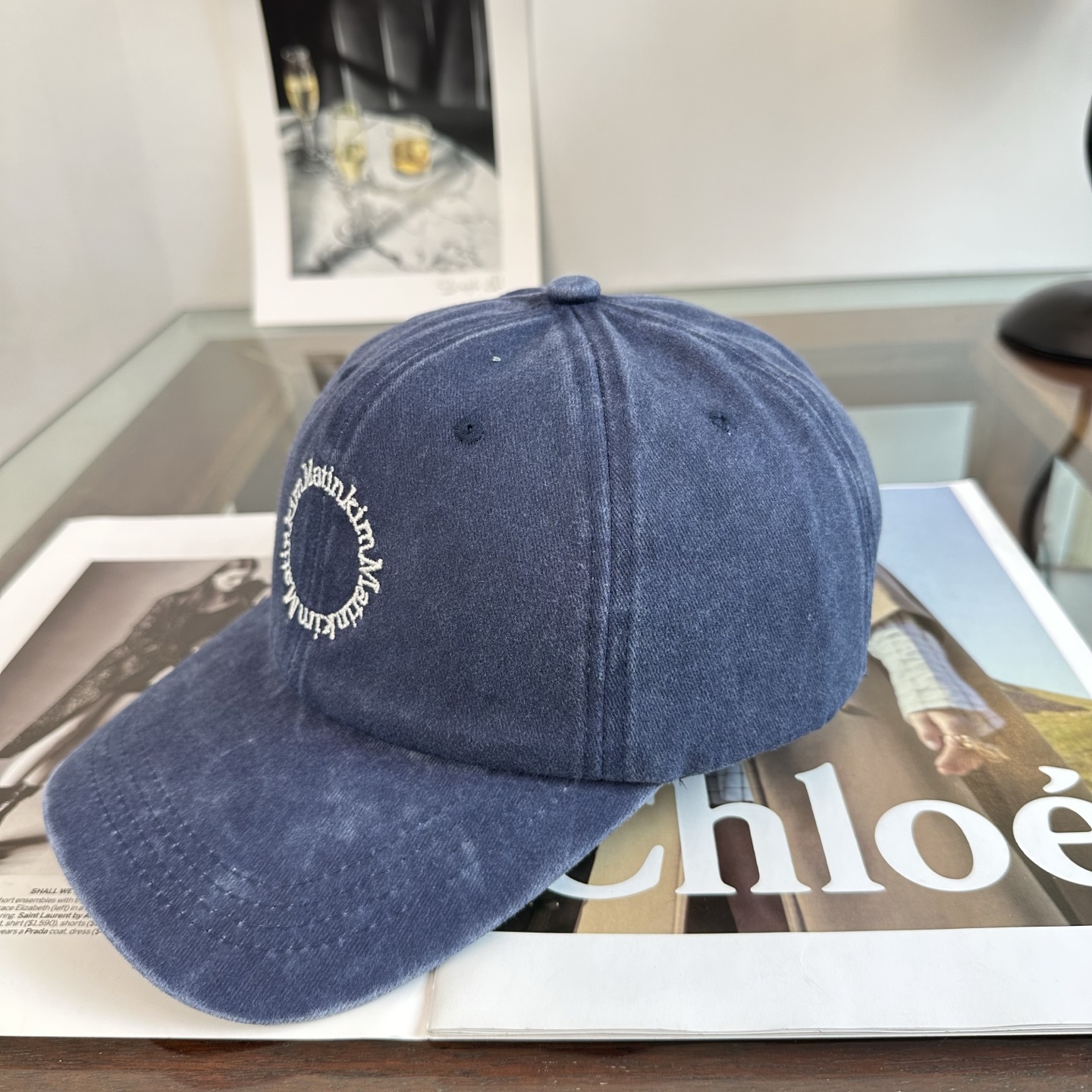 韩国大热的Matin Kim刺绣棒球帽🧢上新啦！最近超爱这款刺绣棒球帽每个色都很好看日常通勤、运动都合适