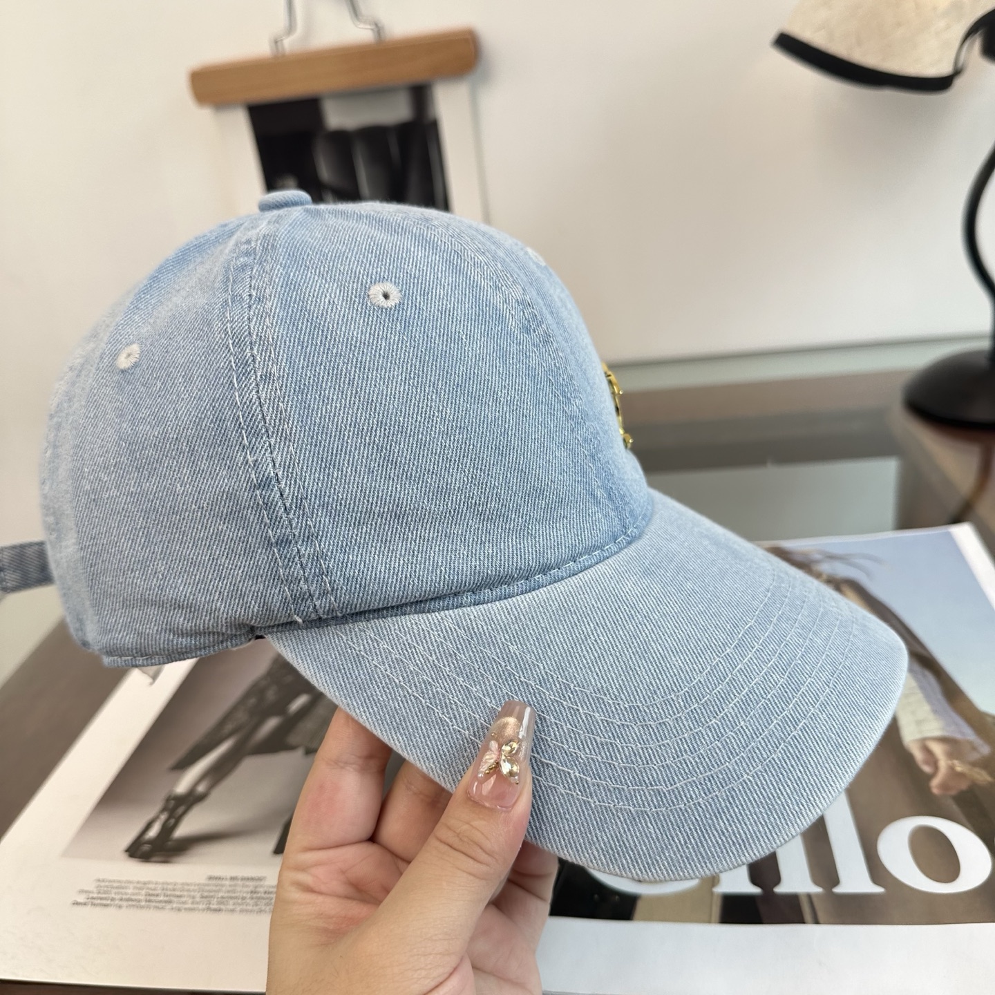 CHANEL香奈儿 新款简约logo棒球帽，新款出货，大牌款超好搭配，赶紧入手！