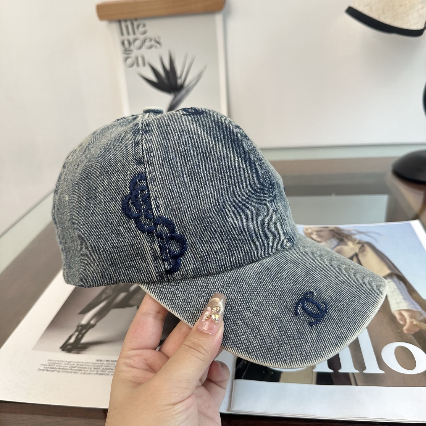 CHANEL香奈儿 新款简约logo棒球帽，新款出货，大牌款超好搭配，赶紧入手！