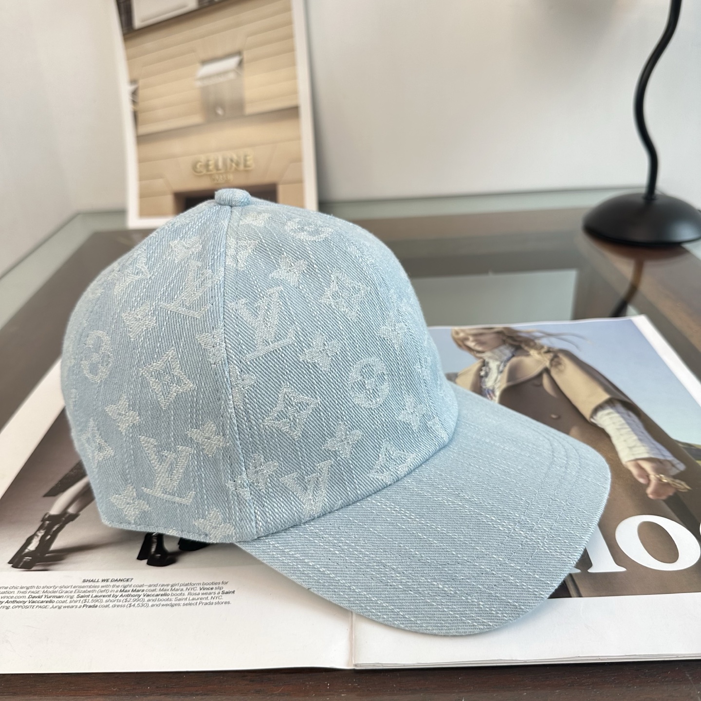 🧢路易威登棒球帽 LouisVuitton😍新款LV棒球帽，重工打造♥️高端大气，百搭款🤗男女通用！