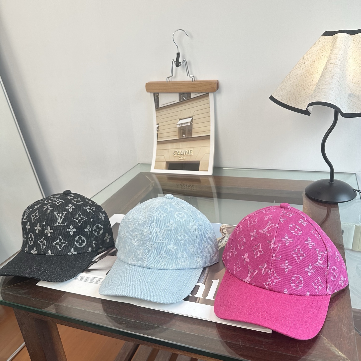 🧢路易威登棒球帽 LouisVuitton😍新款LV棒球帽，重工打造♥️高端大气，百搭款🤗男女通用！