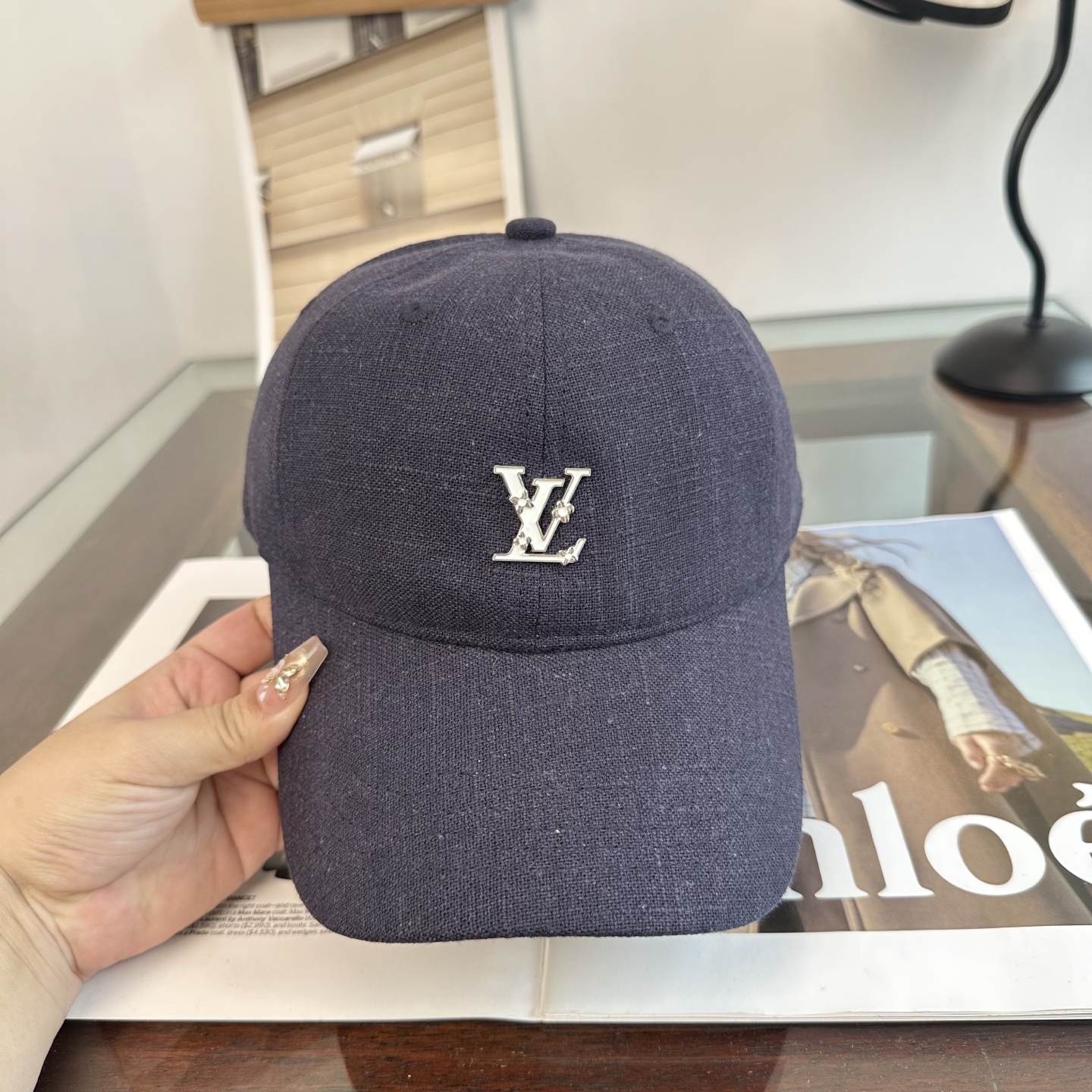 🧢路易威登棒球帽 LouisVuitton😍新款LV棒球帽，重工打造♥️高端大气，百搭款🤗男女通用！