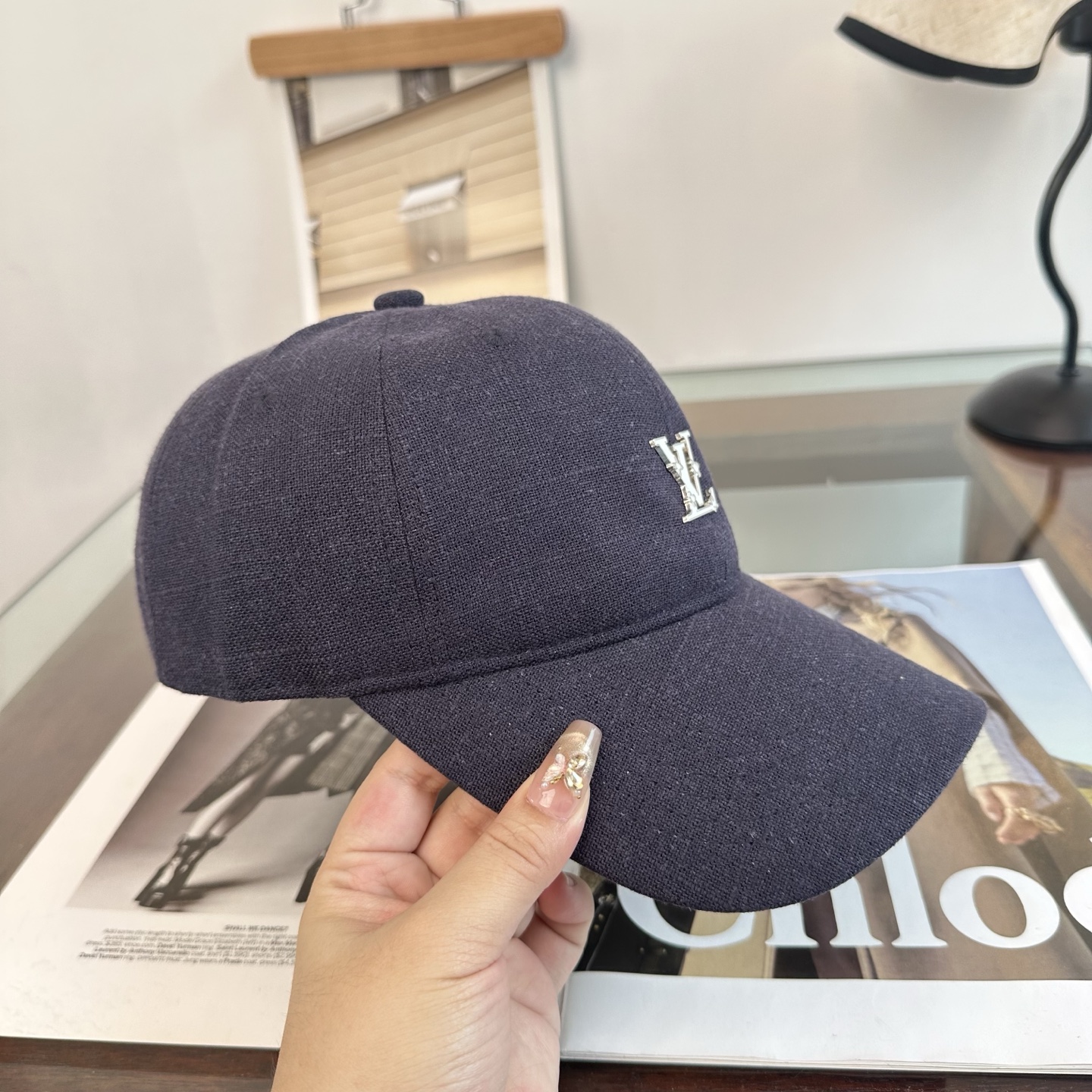 🧢路易威登棒球帽 LouisVuitton😍新款LV棒球帽，重工打造♥️高端大气，百搭款🤗男女通用！