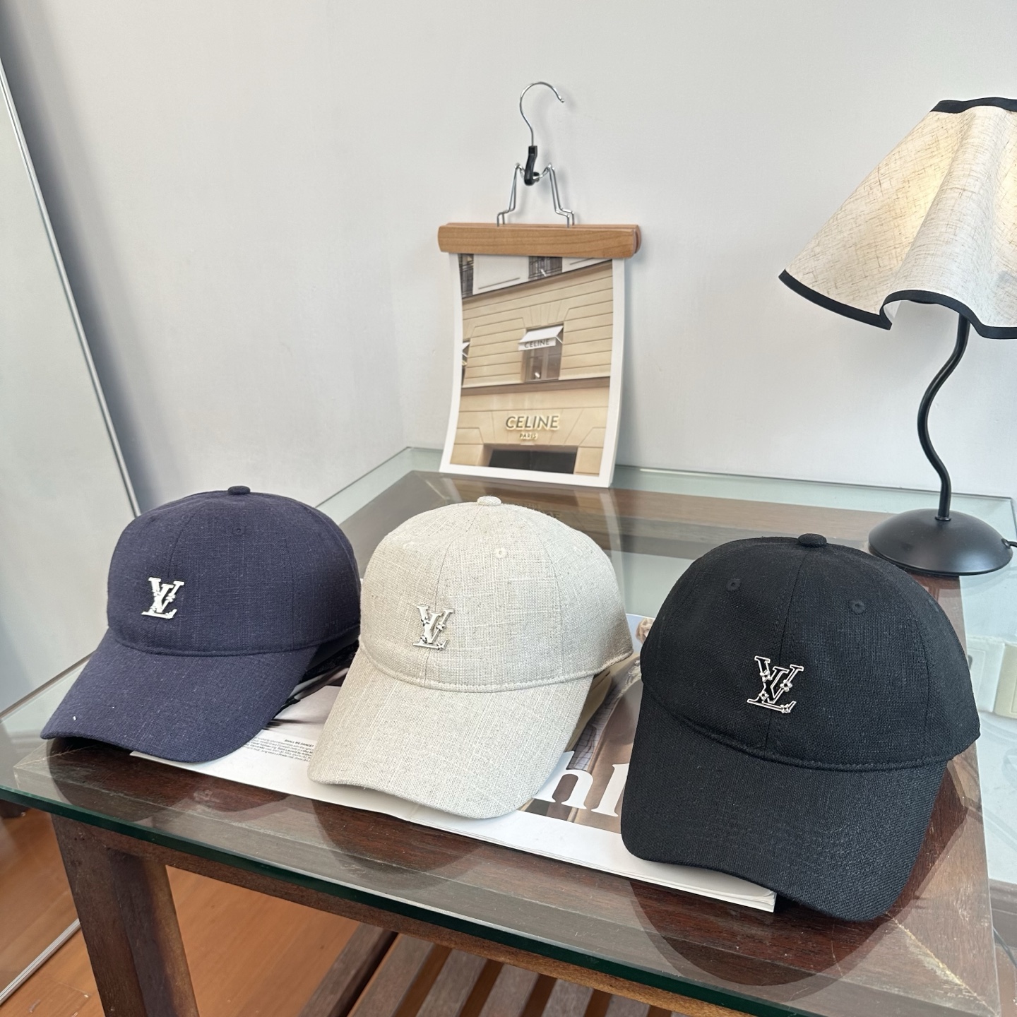 🧢路易威登棒球帽 LouisVuitton😍新款LV棒球帽，重工打造♥️高端大气，百搭款🤗男女通用！