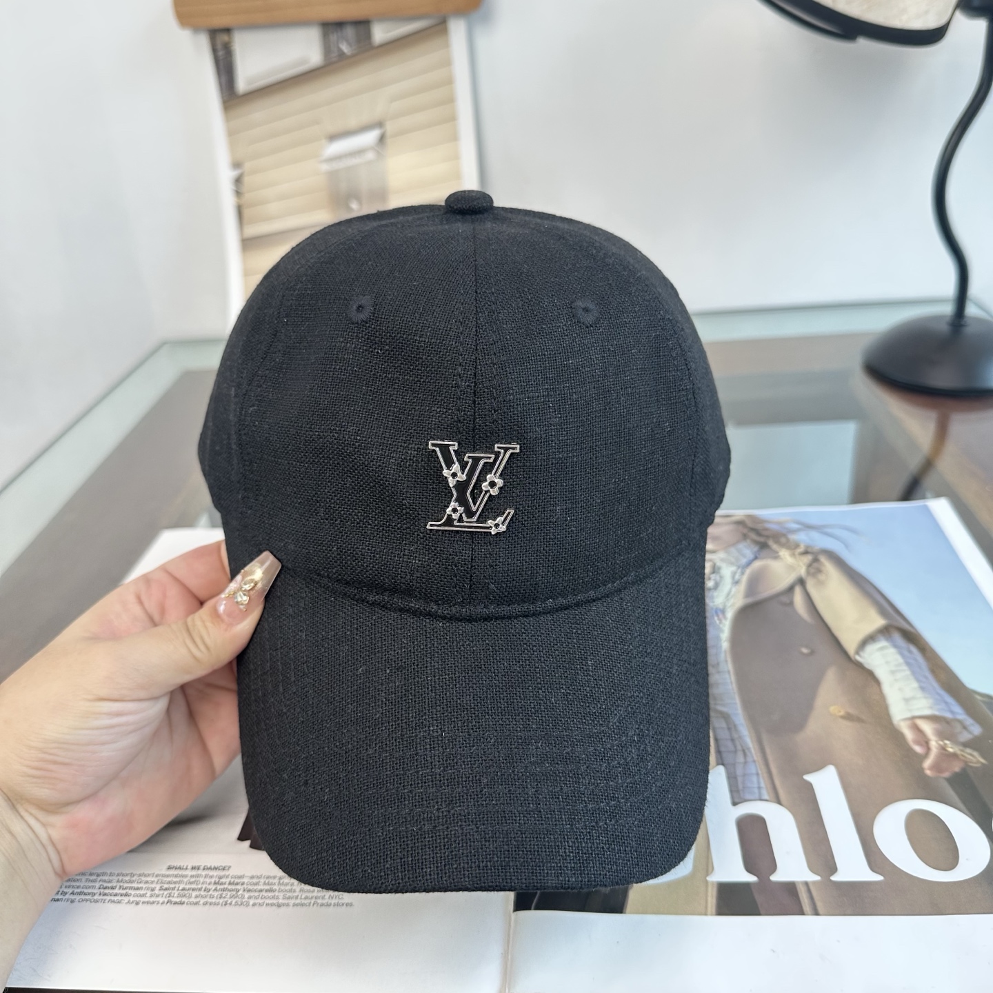 🧢路易威登棒球帽 LouisVuitton😍新款LV棒球帽，重工打造♥️高端大气，百搭款🤗男女通用！