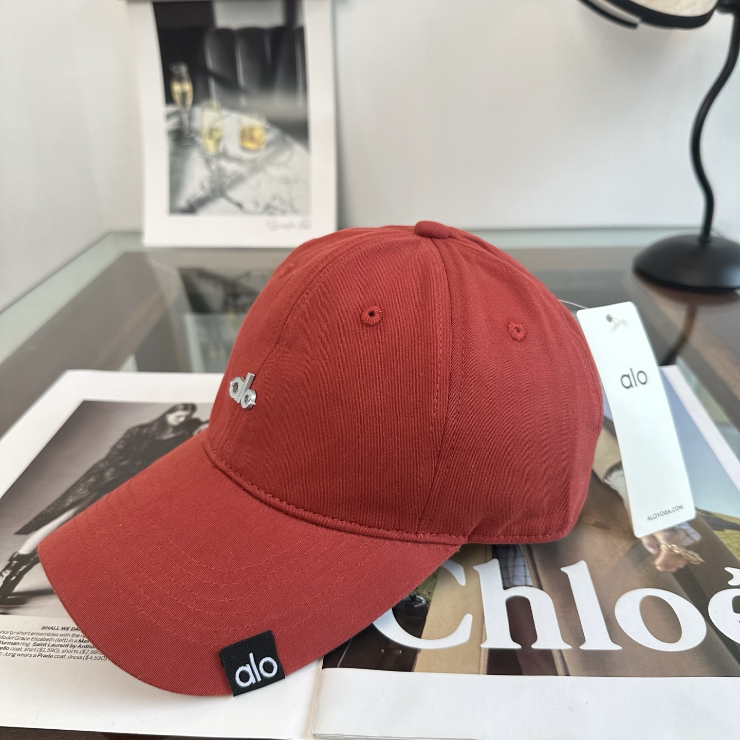 Alo 。爆款 新款棒球帽定制面料，简约时尚更透气，超火爆现货秒发