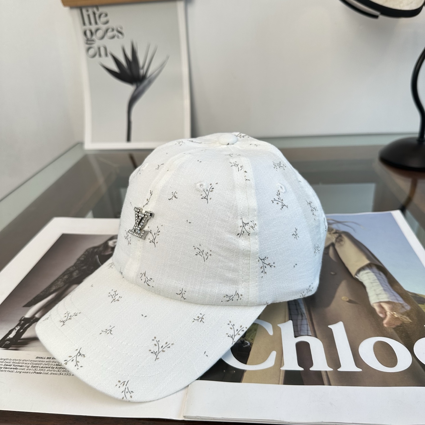 🧢路易威登棒球帽 LouisVuitton😍新款LV棒球帽，重工打造♥️高端大气，百搭款🤗男女通用！