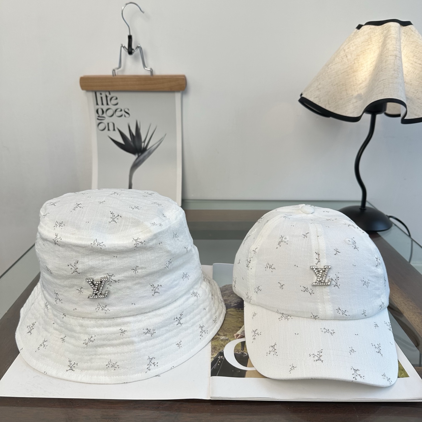 🧢路易威登棒球帽 LouisVuitton😍新款LV棒球帽，重工打造♥️高端大气，百搭款🤗男女通用！