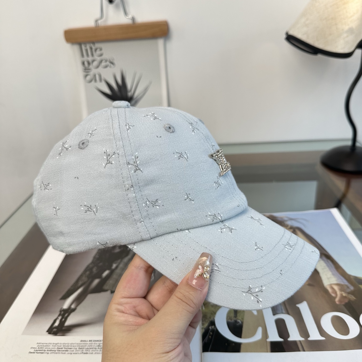 🧢路易威登棒球帽 LouisVuitton😍新款LV棒球帽，重工打造♥️高端大气，百搭款🤗男女通用！