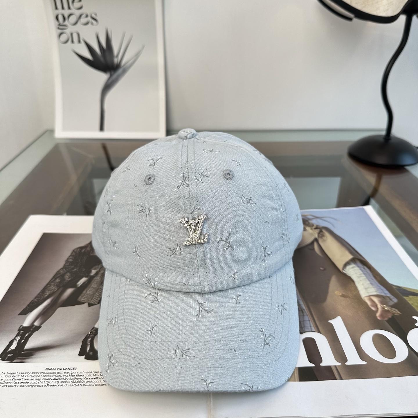 🧢路易威登棒球帽 LouisVuitton😍新款LV棒球帽，重工打造♥️高端大气，百搭款🤗男女通用！