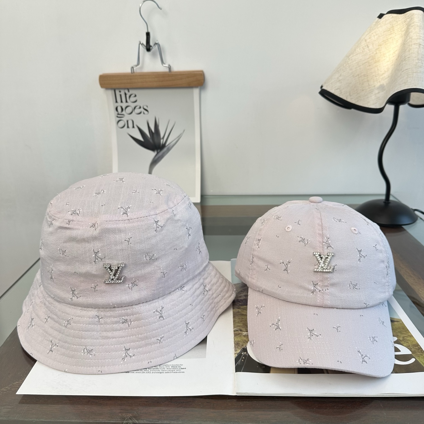 🧢路易威登棒球帽 LouisVuitton😍新款LV棒球帽，重工打造♥️高端大气，百搭款🤗男女通用！
