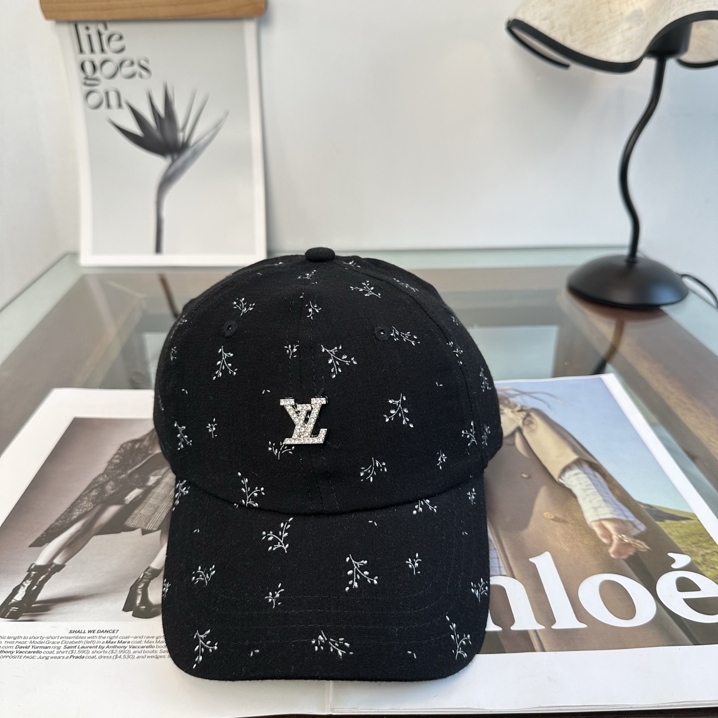 🧢路易威登棒球帽 LouisVuitton😍新款LV棒球帽，重工打造♥️高端大气，百搭款🤗男女通用！