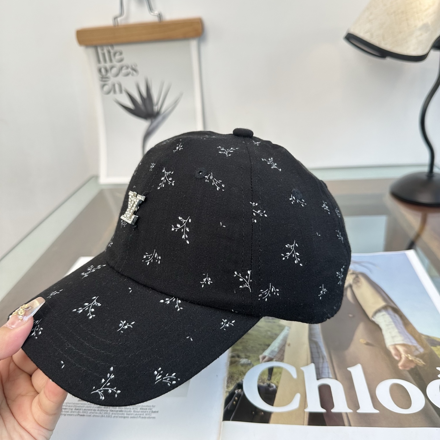 🧢路易威登棒球帽 LouisVuitton😍新款LV棒球帽，重工打造♥️高端大气，百搭款🤗男女通用！