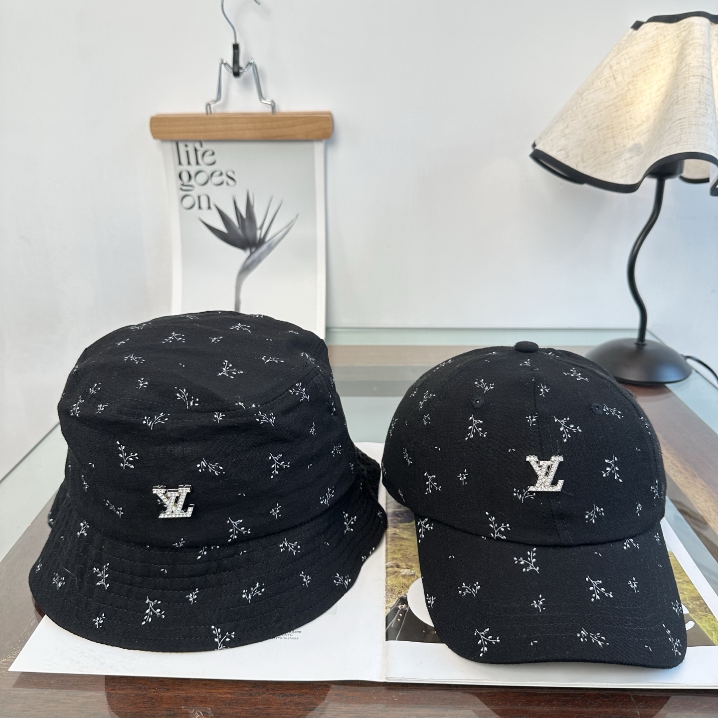 🧢路易威登棒球帽 LouisVuitton😍新款LV棒球帽，重工打造♥️高端大气，百搭款🤗男女通用！