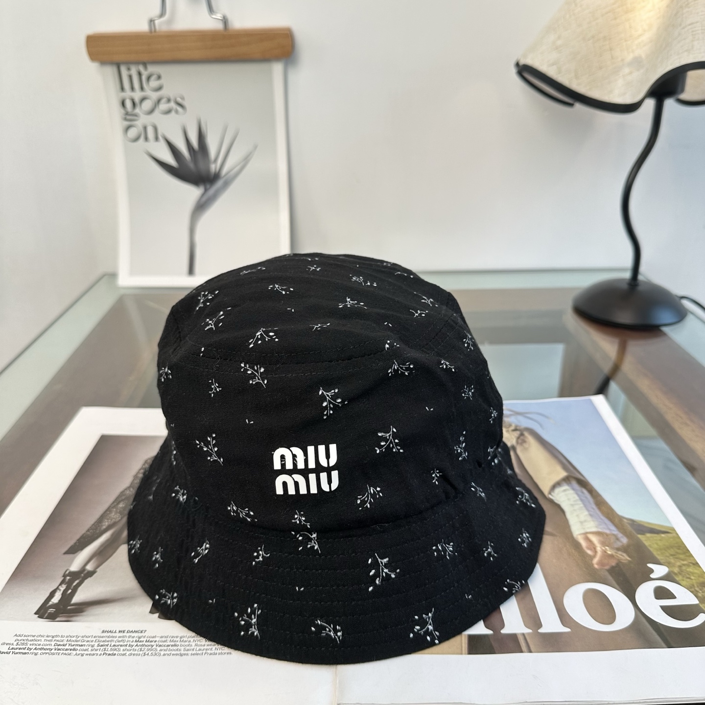 缪缪miumiu渔夫帽 让兼顾时尚和遮阳的简约桶帽出游拍照📷拗造型必备敲显脸小