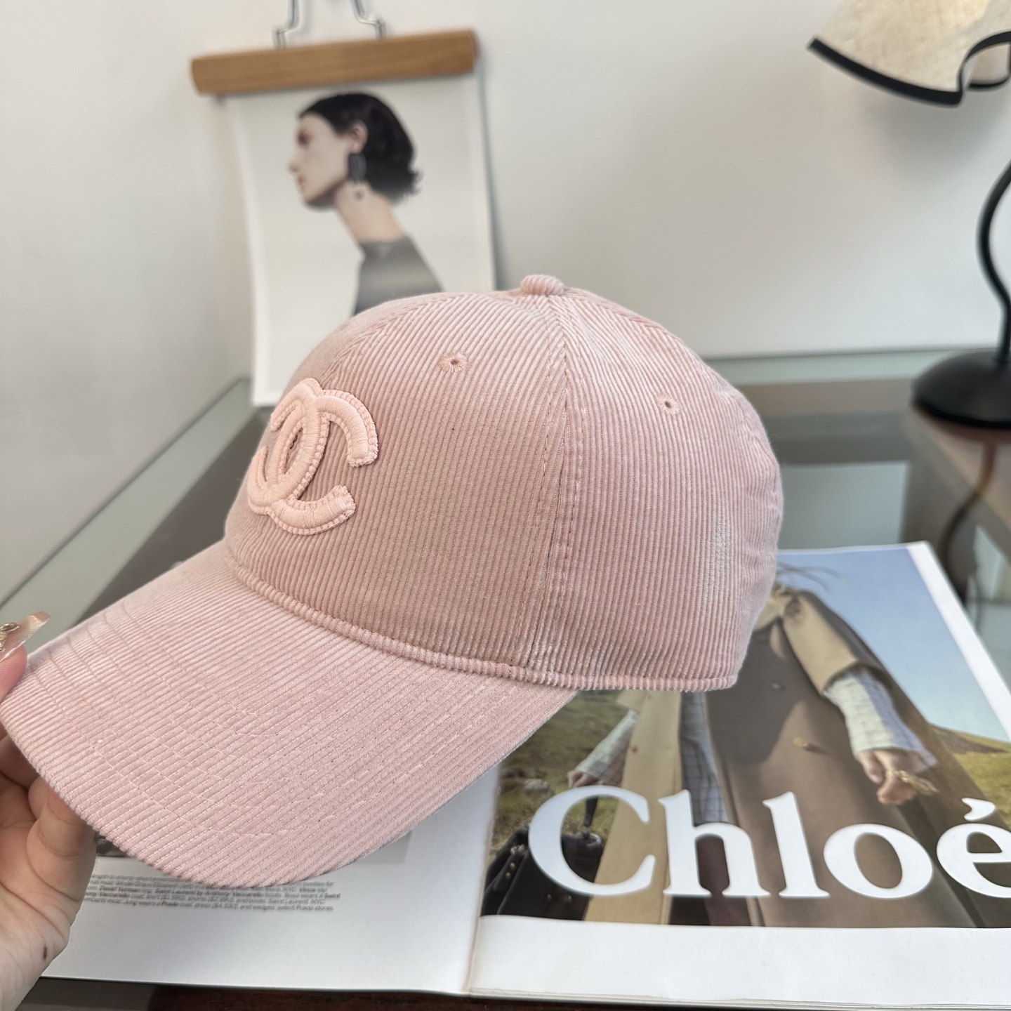 【CHANEL香奈儿】新款高级感小香风鸭舌帽 ，遮阳又超好搭配，出街单品 高货版本原单品质👄