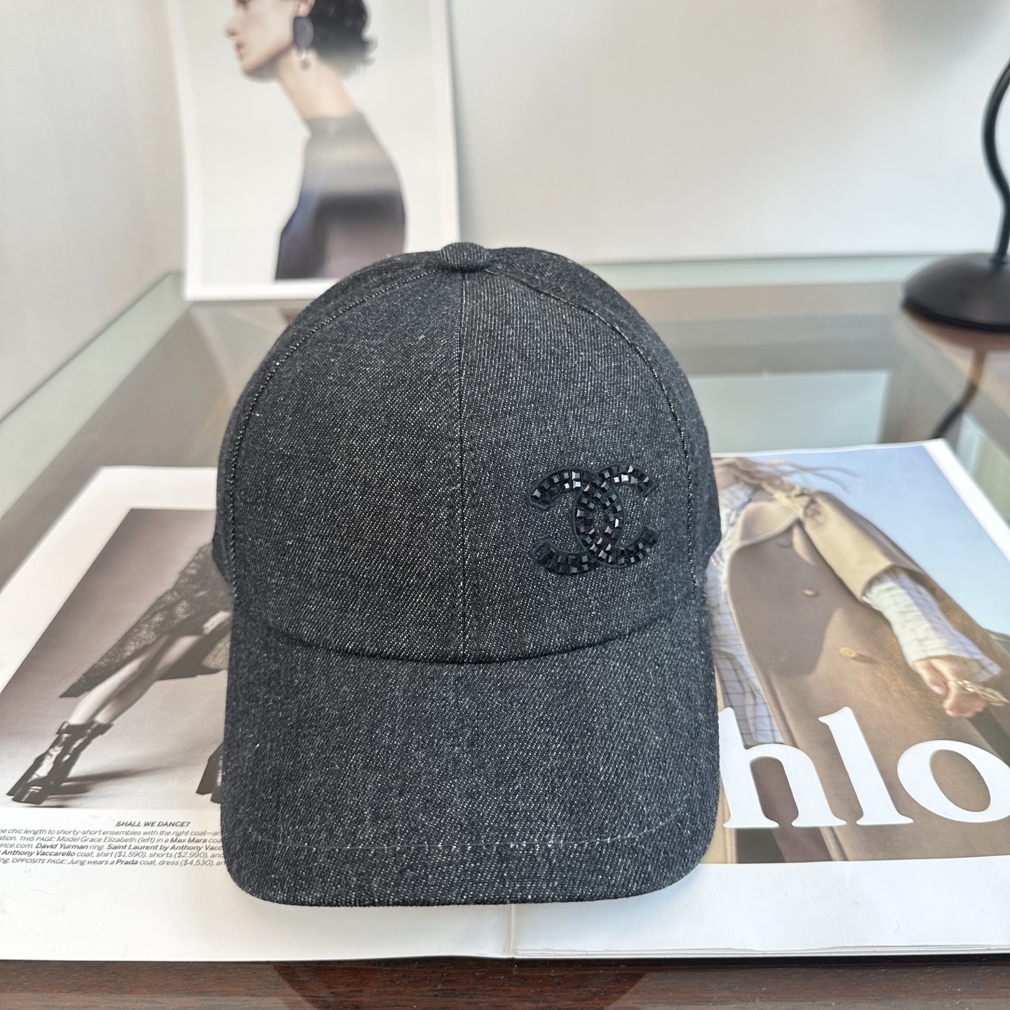 【CHANEL香奈儿】新款高级感小香风鸭舌帽 ，遮阳又超好搭配，出街单品 高货版本原单品质👄