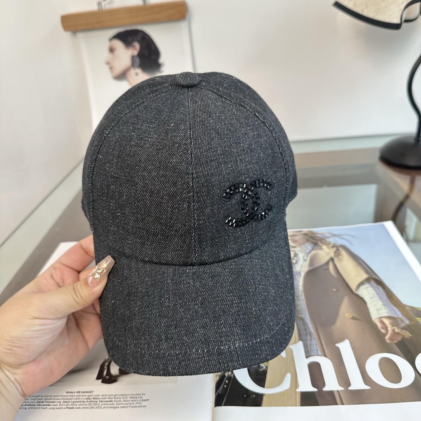 【CHANEL香奈儿】新款高级感小香风鸭舌帽 ，遮阳又超好搭配，出街单品 高货版本原单品质👄