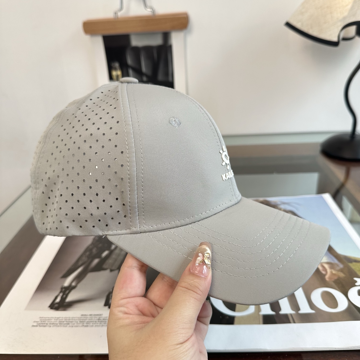 Kailas凯乐石 棒球帽 纯色系给足街头风，时尚达人挚爱的色调 精选效果超完美！ 细节做工无可挑剔！男女同款！