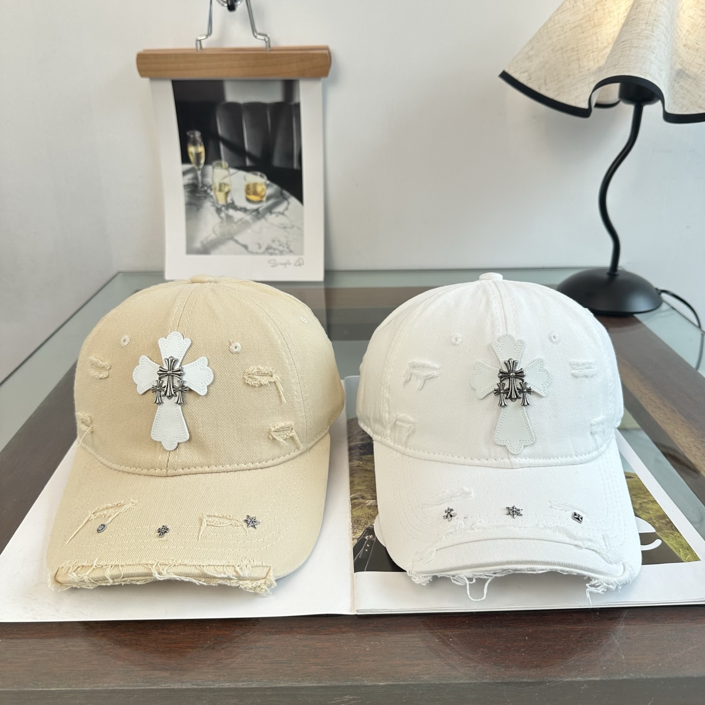 Chrome hearts 克罗心 新款十字架 高品质棒球帽，高端定制版！网红时尚博主同款！墙裂推荐！质量巨好！谁戴谁好