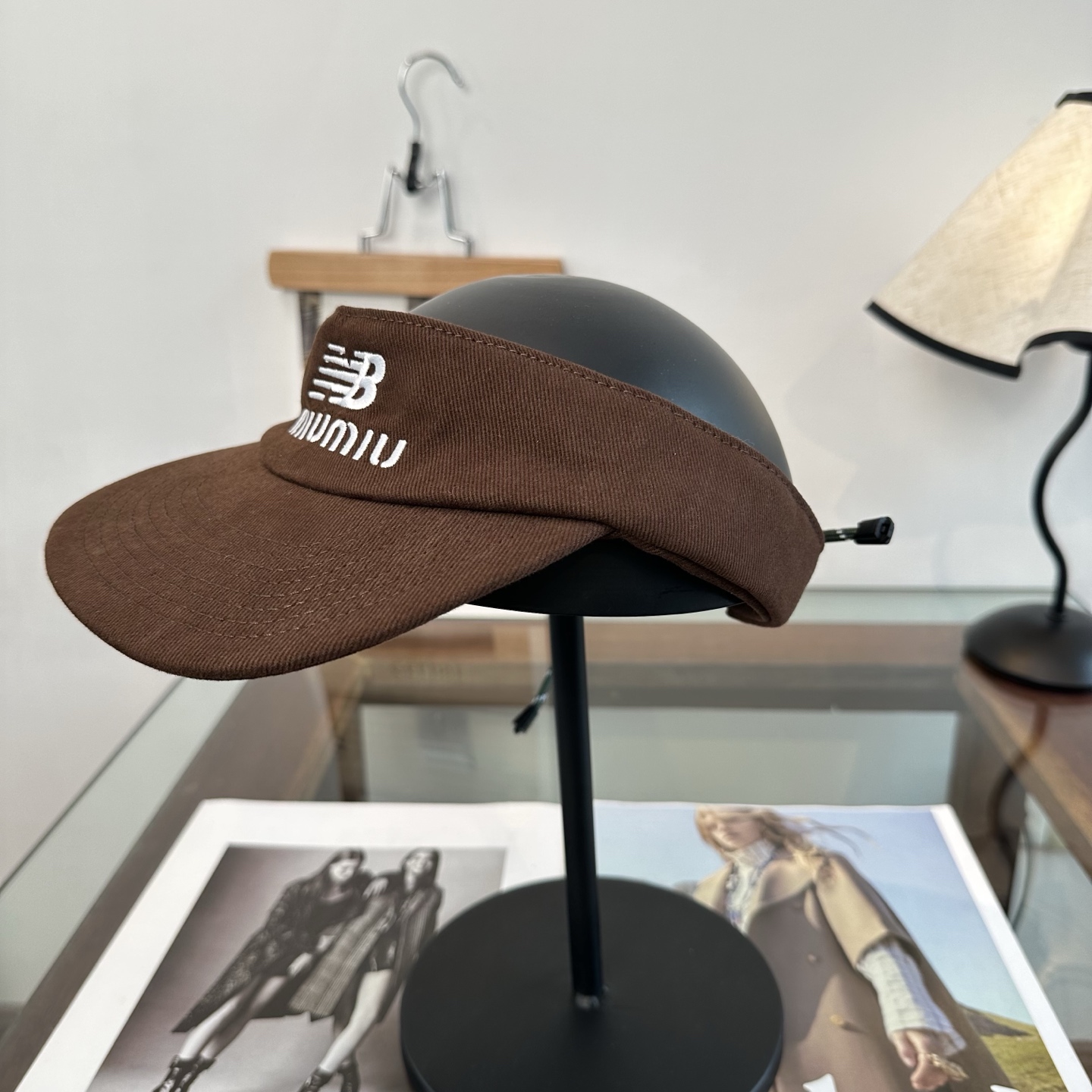 miumiu 缪缪 夏季空顶帽，跑步遮阳防晒两不误，夏季必备单品，戴着不闷热，非常有活力的一款，超级无敌好看😍😍