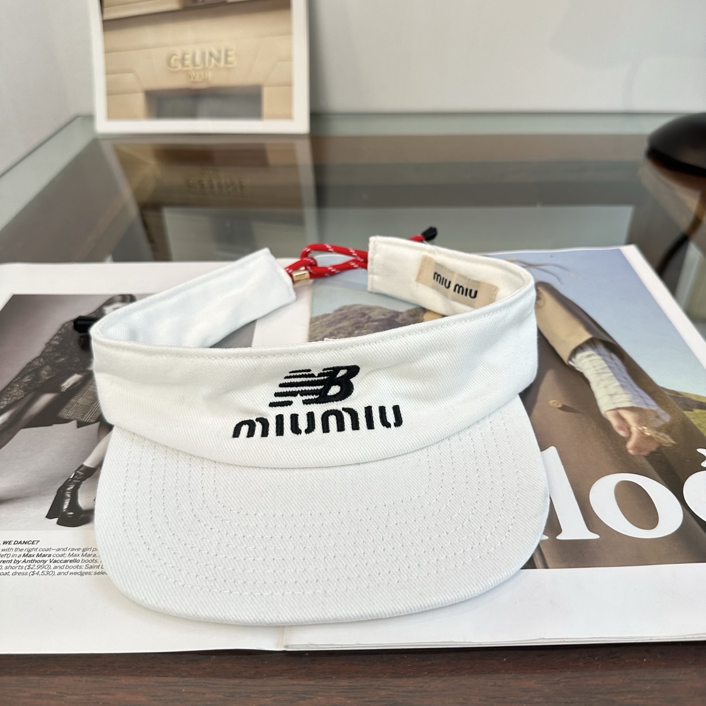miumiu 缪缪 夏季空顶帽，跑步遮阳防晒两不误，夏季必备单品，戴着不闷热，非常有活力的一款，超级无敌好看😍😍