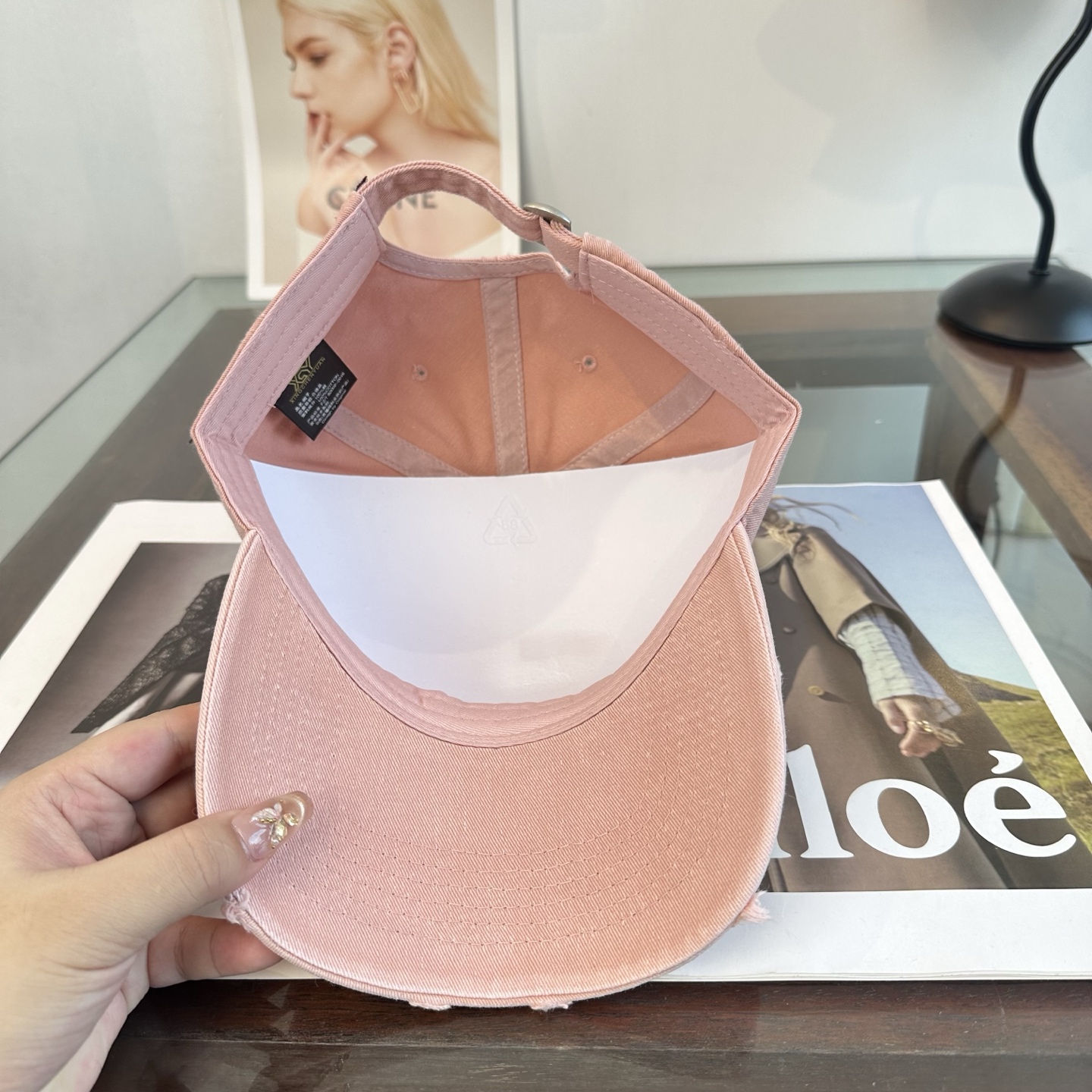 LOEWE【罗意威】新款刺绣棒球帽，专柜同步出货，大牌款超好搭配，赶紧入手