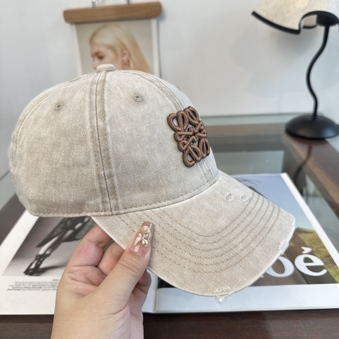 LOEWE【罗意威】新款刺绣棒球帽，专柜同步出货，大牌款超好搭配，赶紧入手