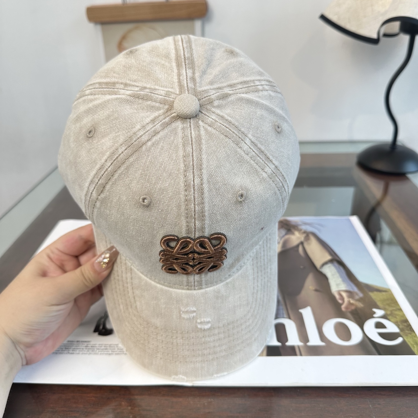 LOEWE【罗意威】新款刺绣棒球帽，专柜同步出货，大牌款超好搭配，赶紧入手