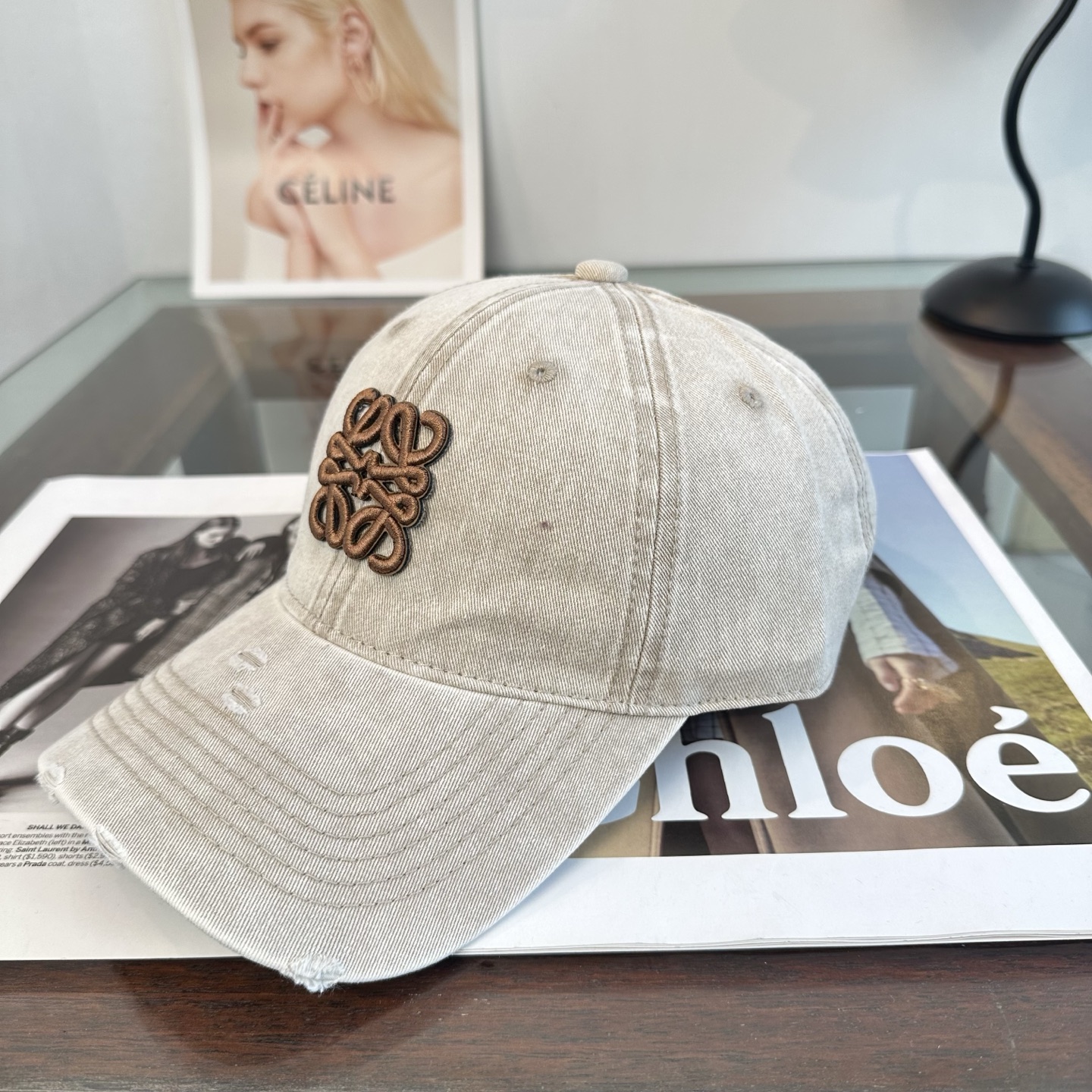 LOEWE【罗意威】新款刺绣棒球帽，专柜同步出货，大牌款超好搭配，赶紧入手