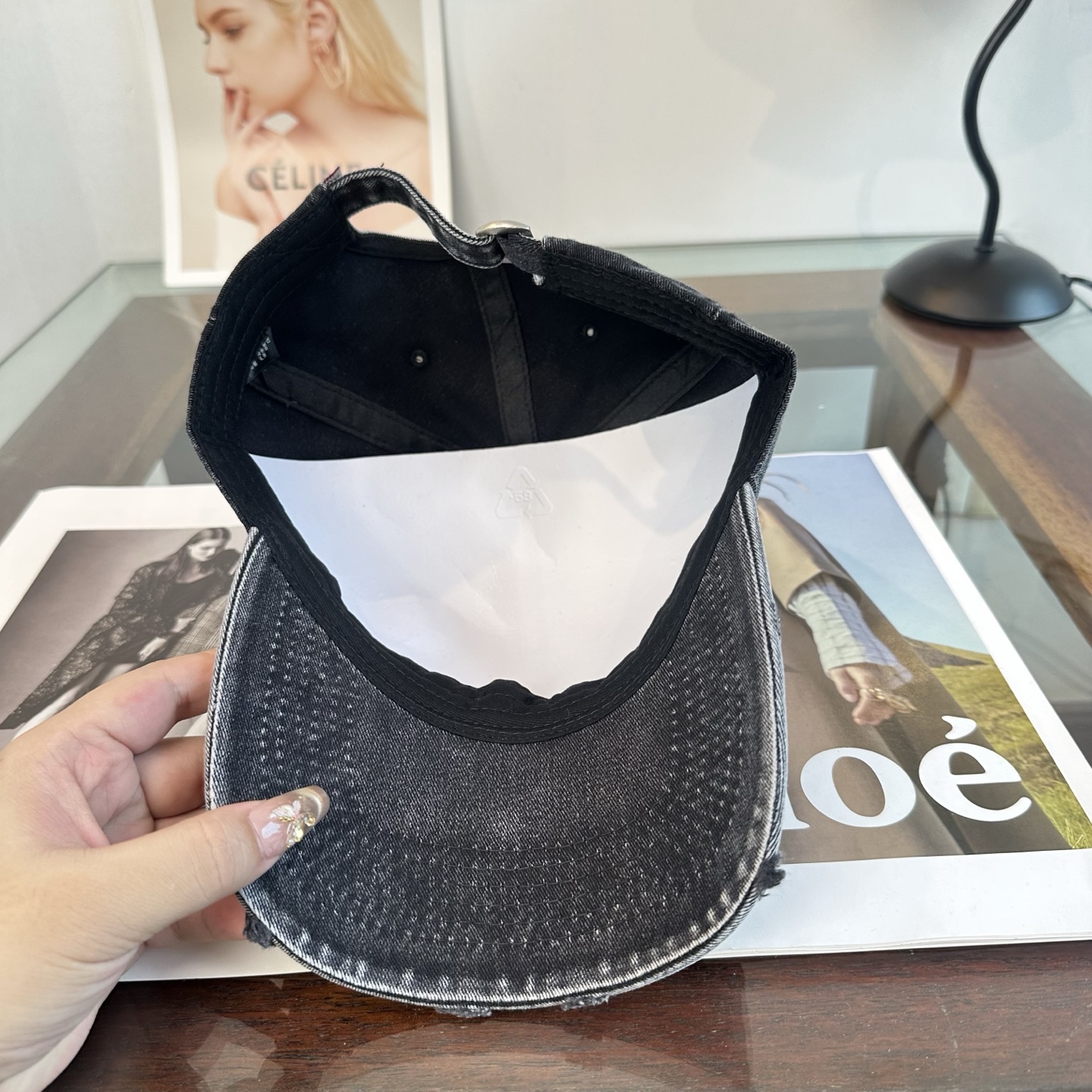 LOEWE【罗意威】新款刺绣棒球帽，专柜同步出货，大牌款超好搭配，赶紧入手