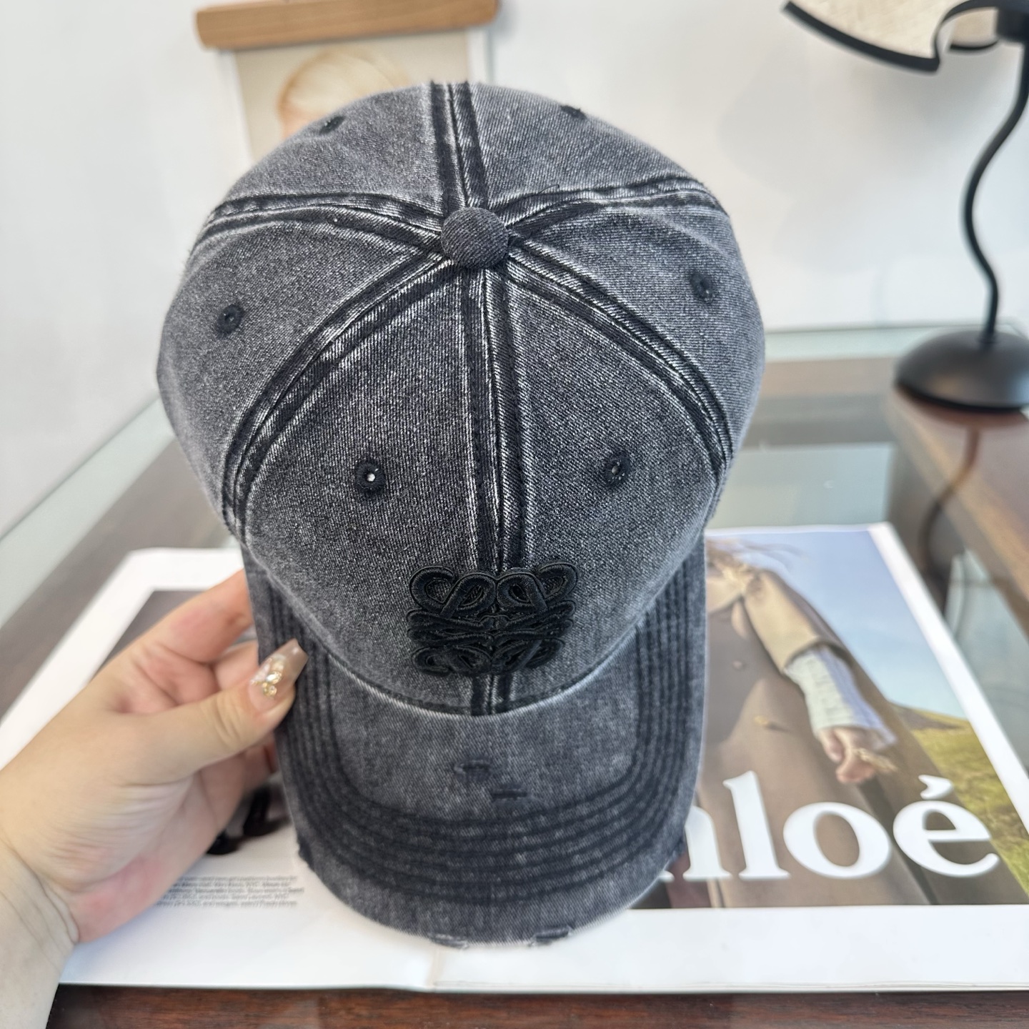 LOEWE【罗意威】新款刺绣棒球帽，专柜同步出货，大牌款超好搭配，赶紧入手