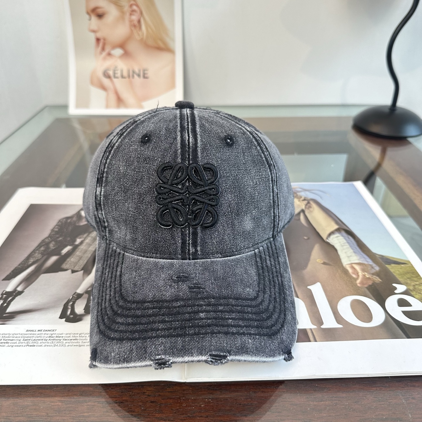 LOEWE【罗意威】新款刺绣棒球帽，专柜同步出货，大牌款超好搭配，赶紧入手