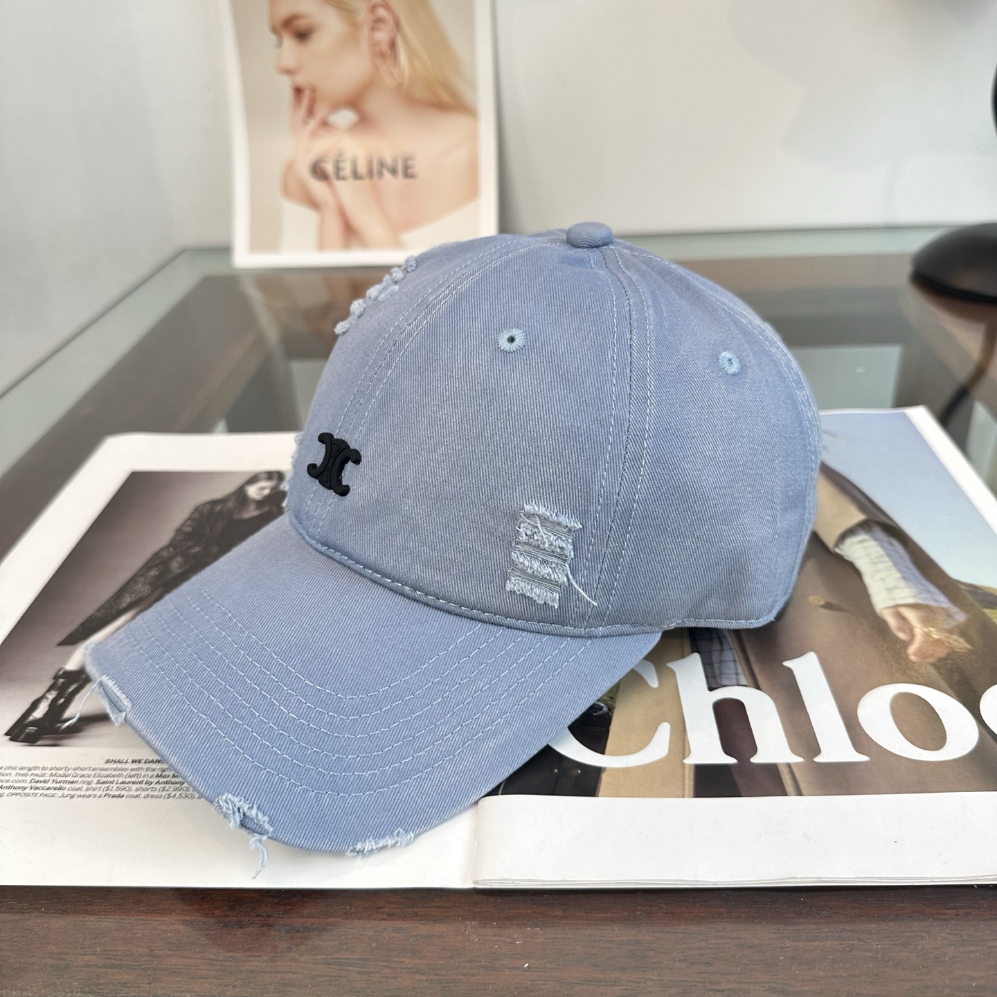 爆款CELINE（赛琳）简约明星同款最新棒球帽，时尚潮流，高端做工！每一个帽子都是用心之作！非一般的品质，男女均可。  