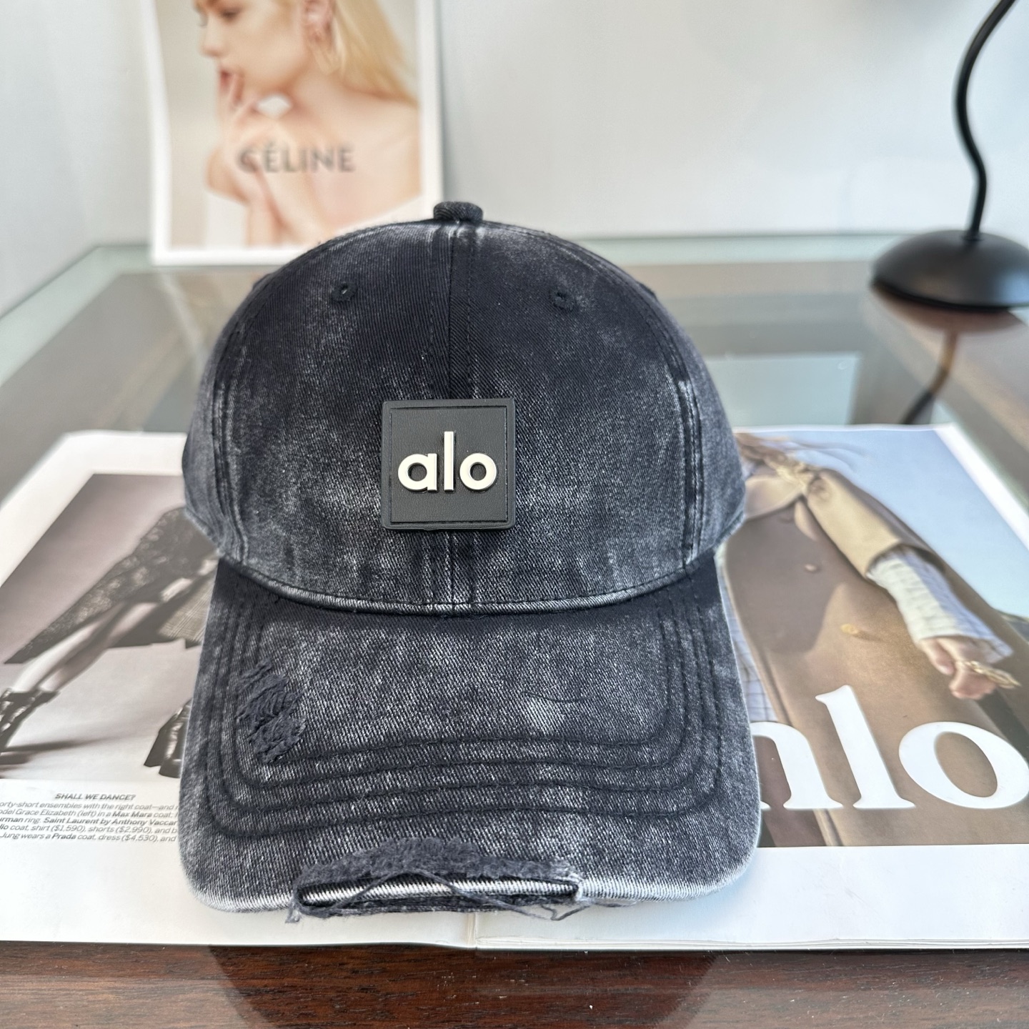 Alo 🔥爆款 新款棒球帽 定制面料，简约时尚更透气，超火爆 现货秒发